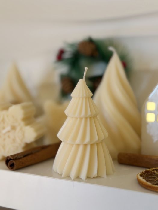 Piękna świeczka sojowa świąteczna