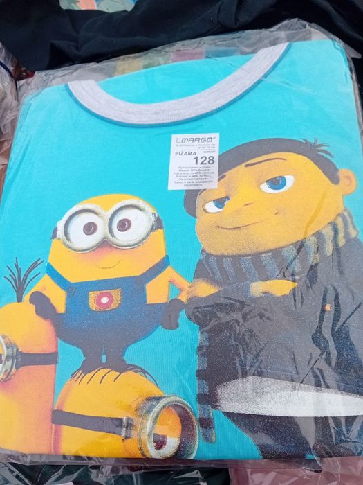 128 piżama minionki bajka bawełna 100%.
