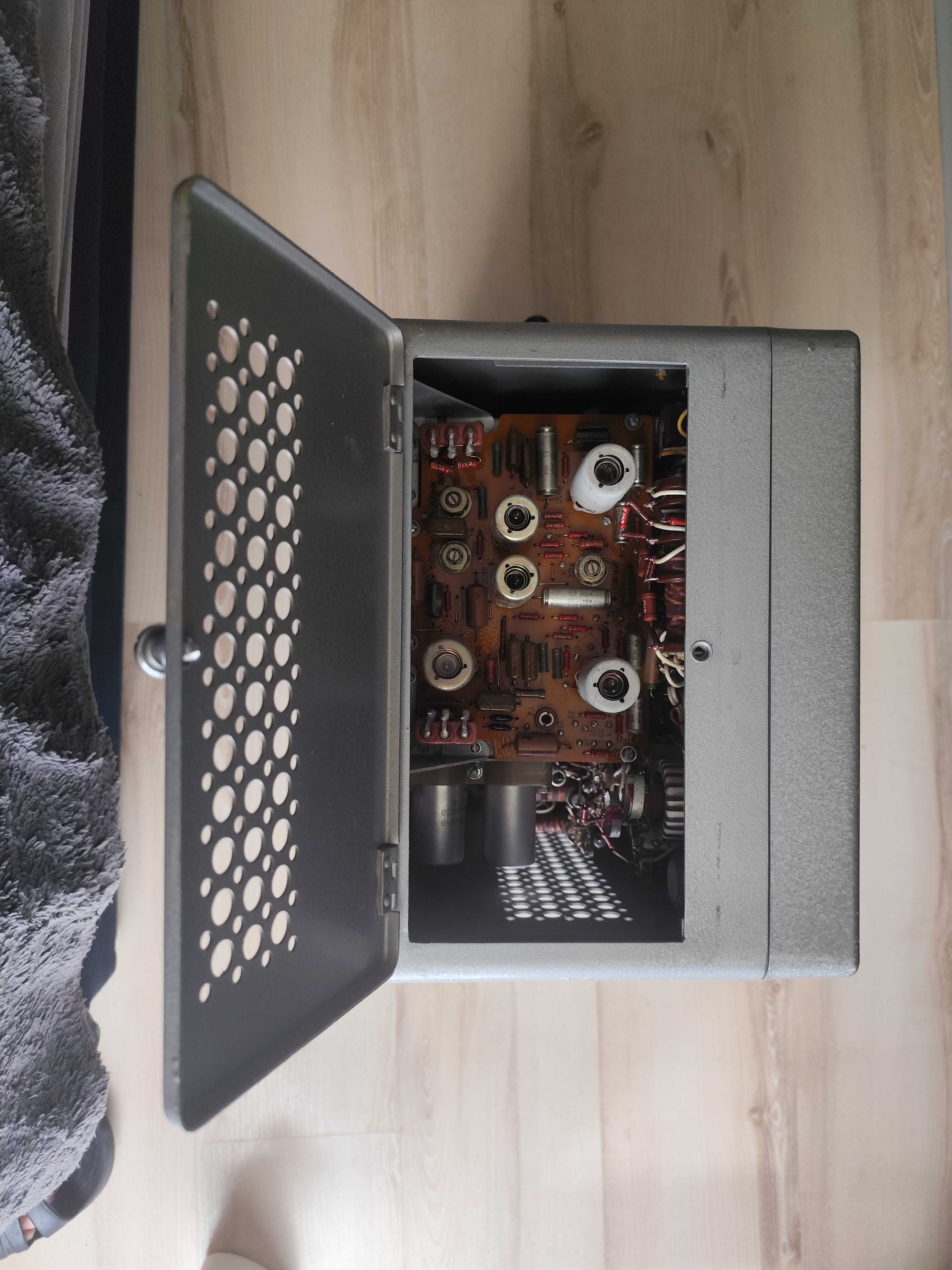 Radziecki Kalibr Ł3-3 z 1975 r - Miernik lamp elektronowych