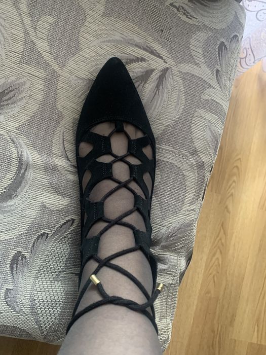 Нове замшеве, оригінальне взуття