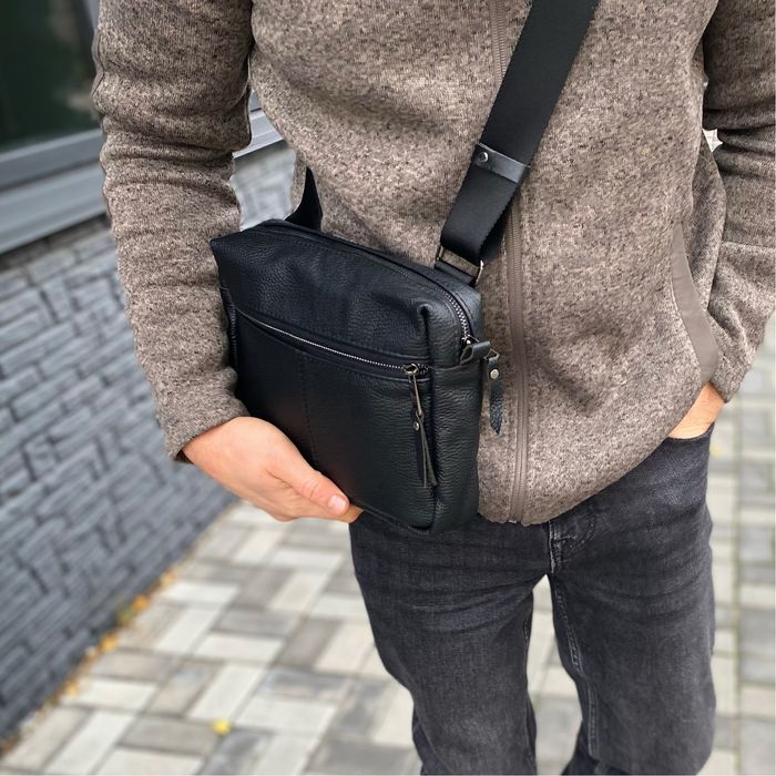 Шкіряна сумка чоловіча Натуральна шкіра чорна через плече CoreBag