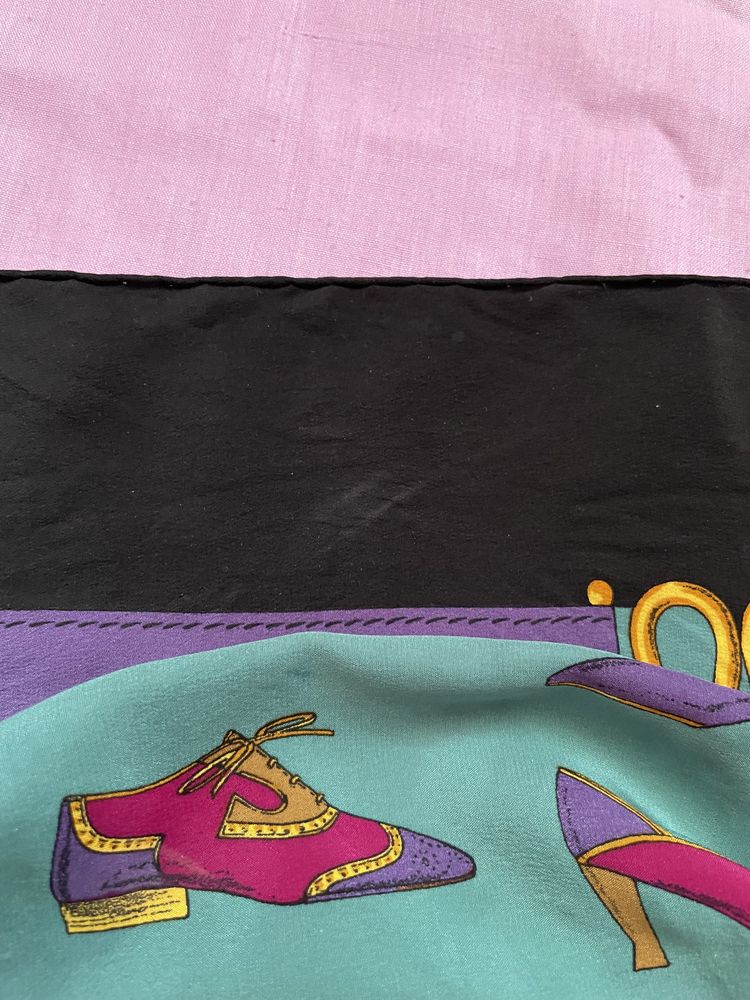Платки Celine Bally Jimmy Choo etro
