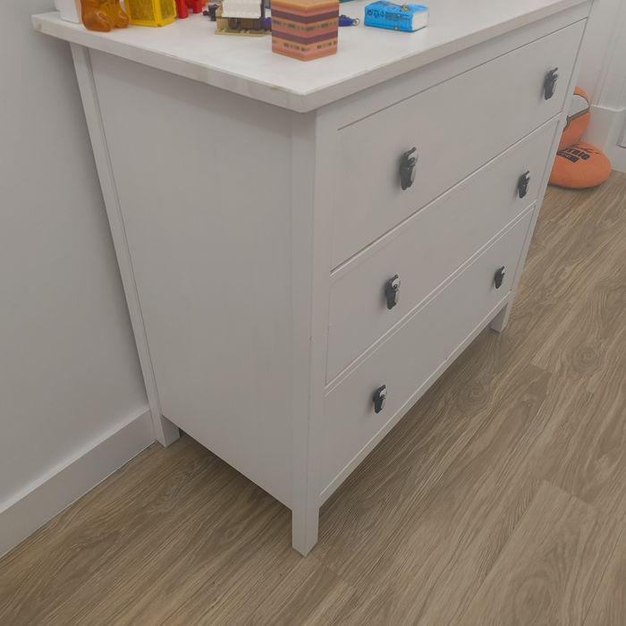 Cómoda IKEA Hemnes