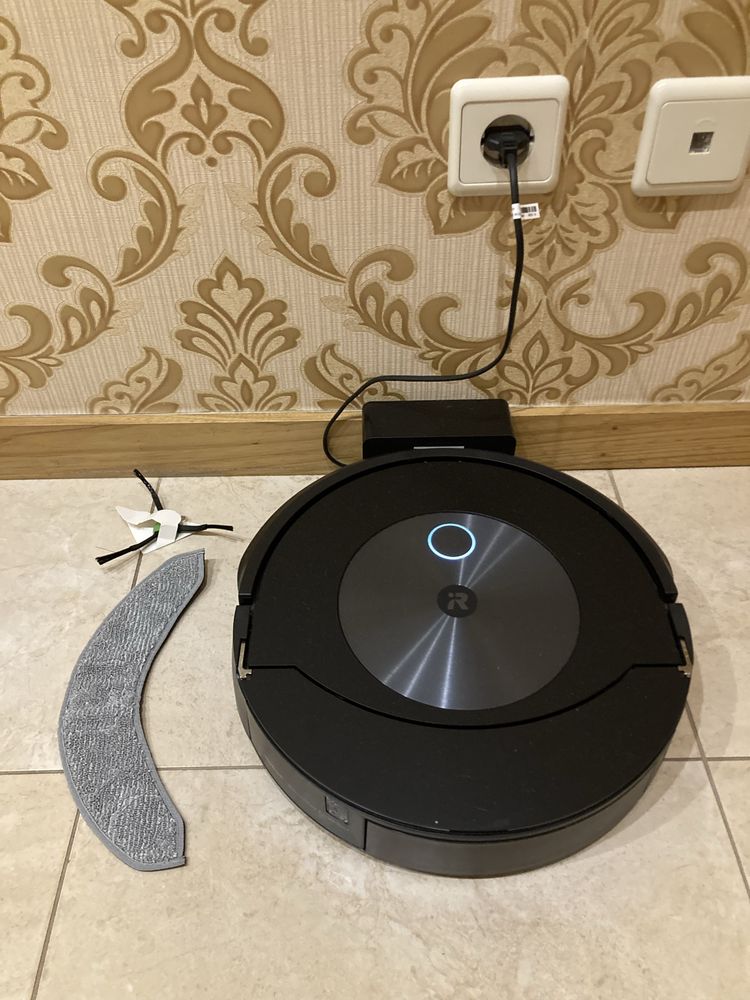 Aspirador iRobot ROOMBA COMBO J7