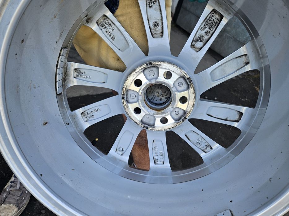 Alufelgi 17 Skoda Scala Kamiq Fabia IV ET38 5x100