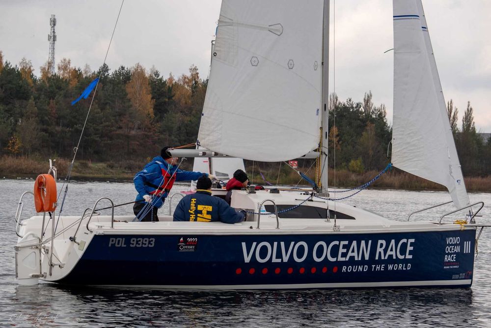 Jacht SATURN 23GT nie Antila Maxus żaglowy kabinowy