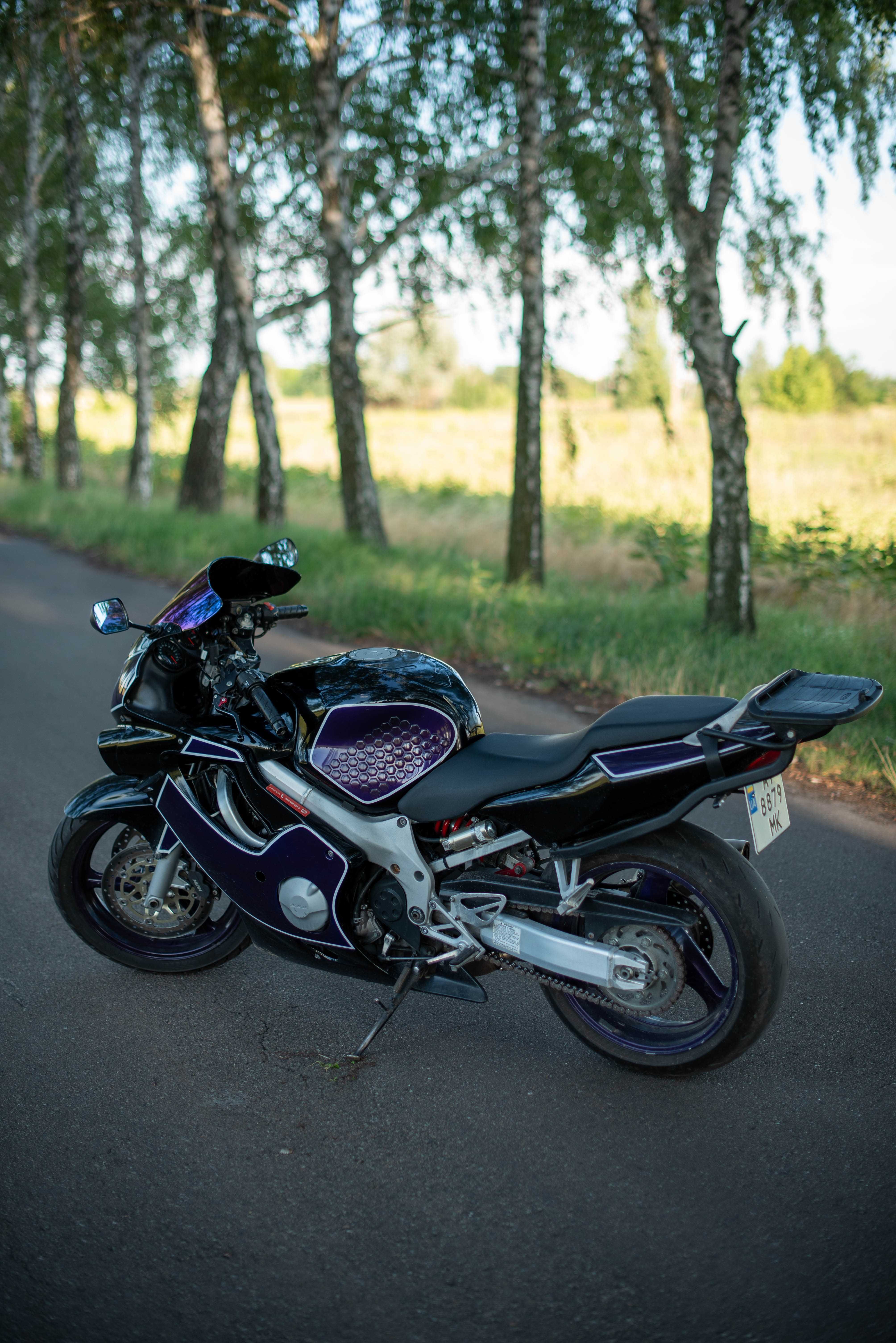 Honda CBR600 f4 2000