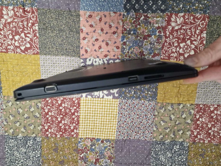 DELL 15-3590/Full HD/Core™i5 8250U/8ГБ.DDR4/128SSD/Intel UHD 620 2Гб