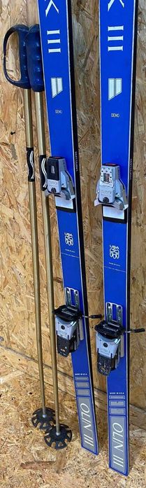 Esquis/Skis para a neve, como novos