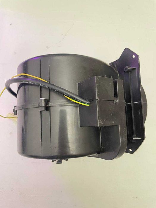 Silnik / turbina do okapu