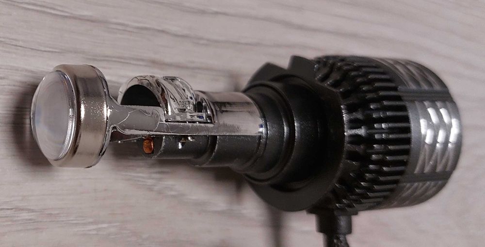 Продам Led лампы Н7