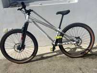 Bicicleta CANYON Stitched 360 Pro Nineyard (como nova)