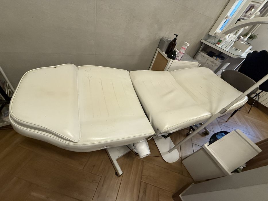łóżko kosmetyczne hydrauliczne uszkodzone