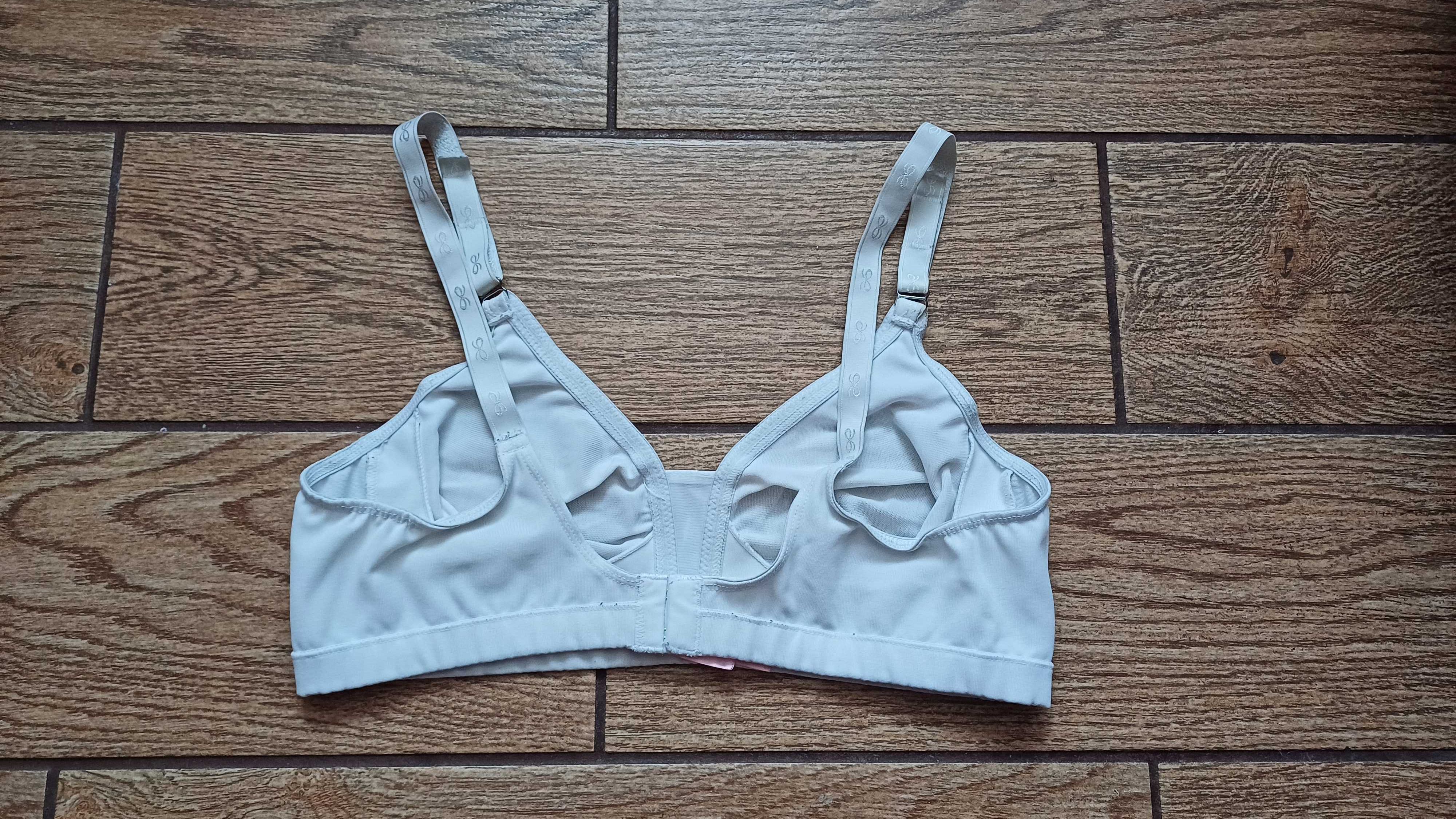 Biały biustonosz Hunkemöller r. 85 D