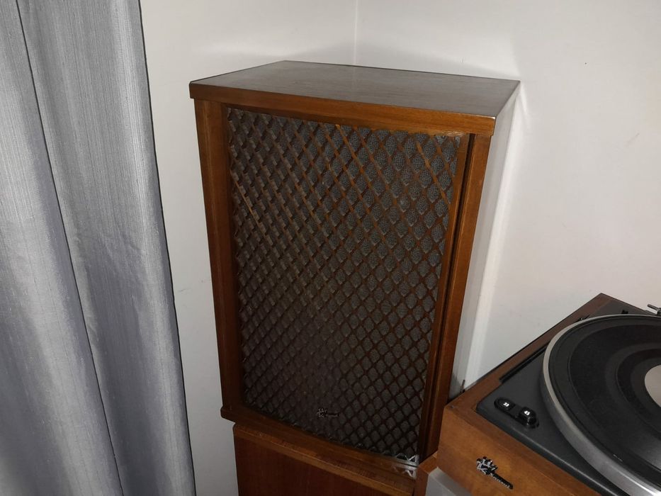 Colunas Sansui SP 1200