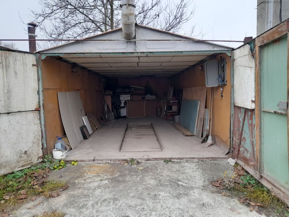 Сдам   металлический  гараж