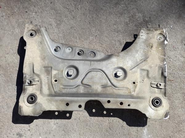 Charriot frente RENAULT Laguna III (BT0/1)