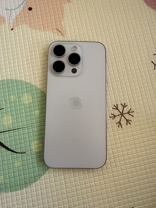 Sprzedam Iphone 15 PRO