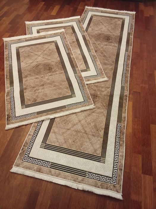 Chodniki z Turcji. 3 sztuki: dwa krótkie i jeden długi