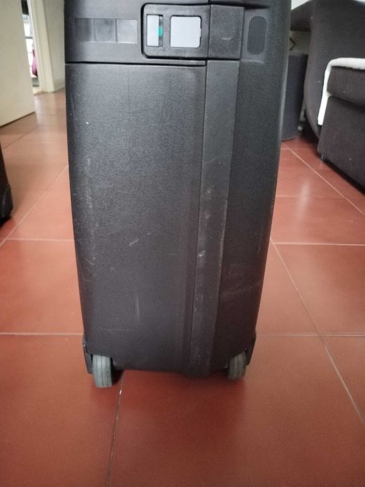 Mala de viagem rígida