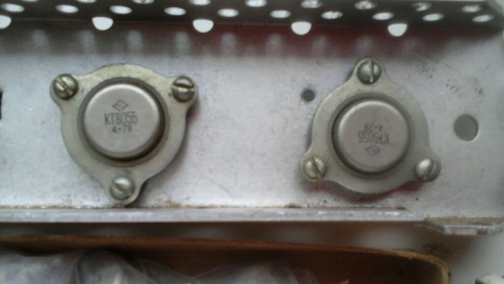 Транзистори 2т903 ; КП926А-опитний,кт805а; П-702, 1Т813А,  П-213-17.
