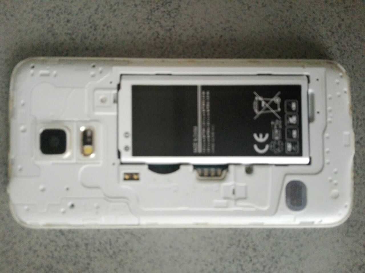 «Samsung Galaxy S5 Mini – мал золотник, да дорог!»