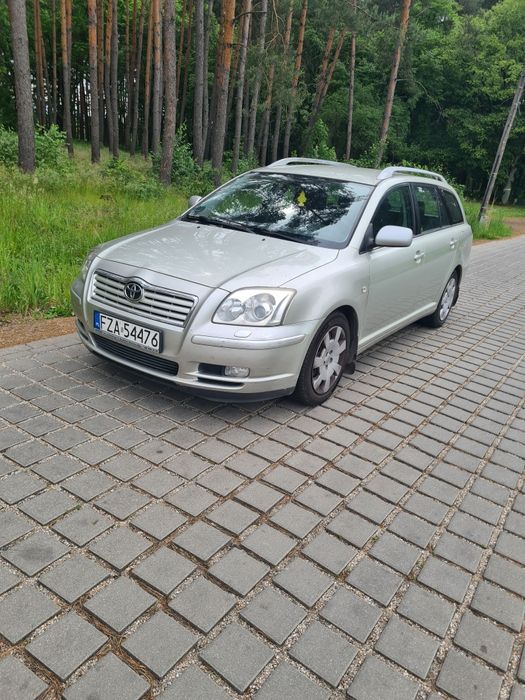 Sprzedam Toyotę Avensis 2003r jeden właściciel