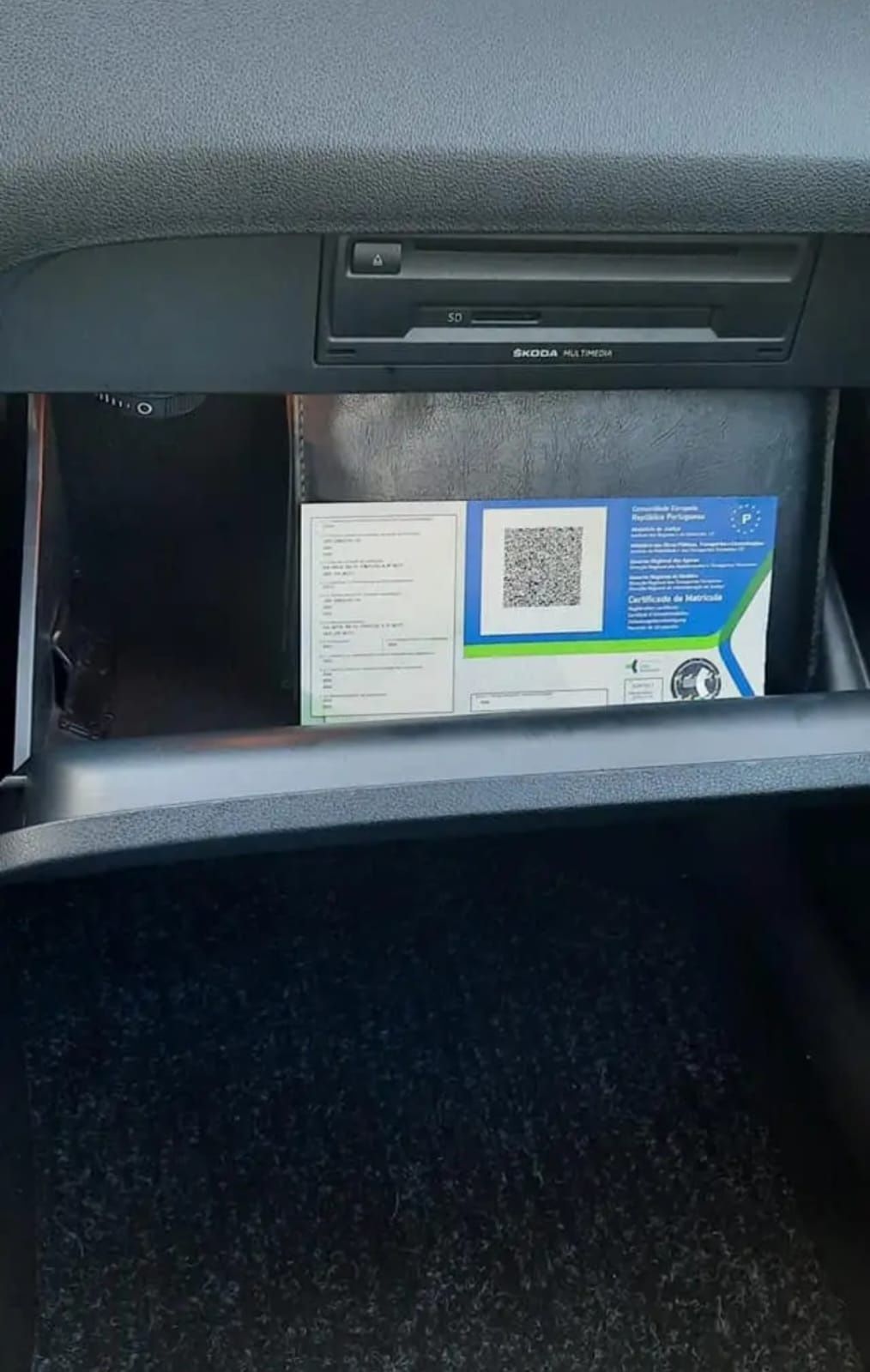Skoda"2015 bem estimada urgente "