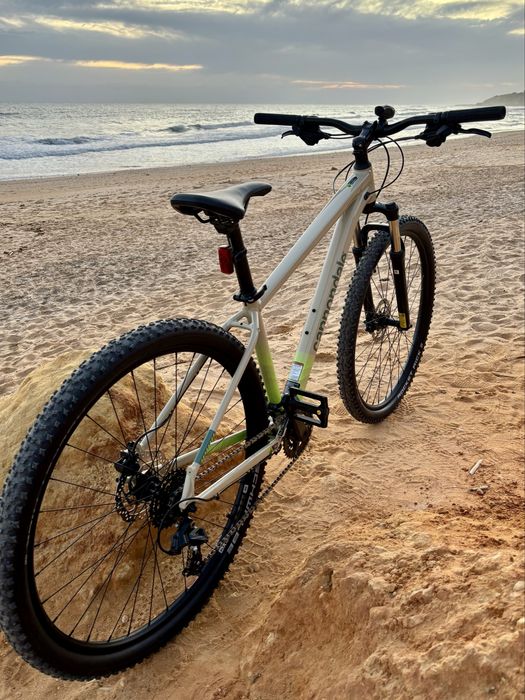 Bicicleta Cannondale trail 8