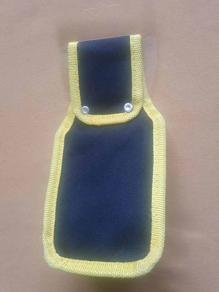 Pokrowce,etui.(para 5zł.uchwyt na młotek.