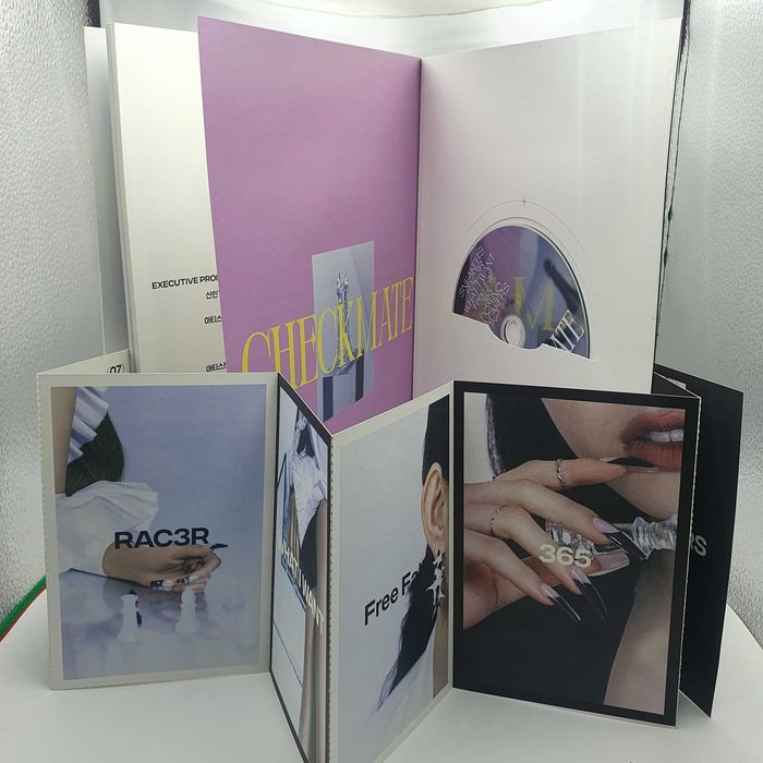 Livro + CD - Itzy ‎– Checkmate (CAPA YUNA) - DISCOGS