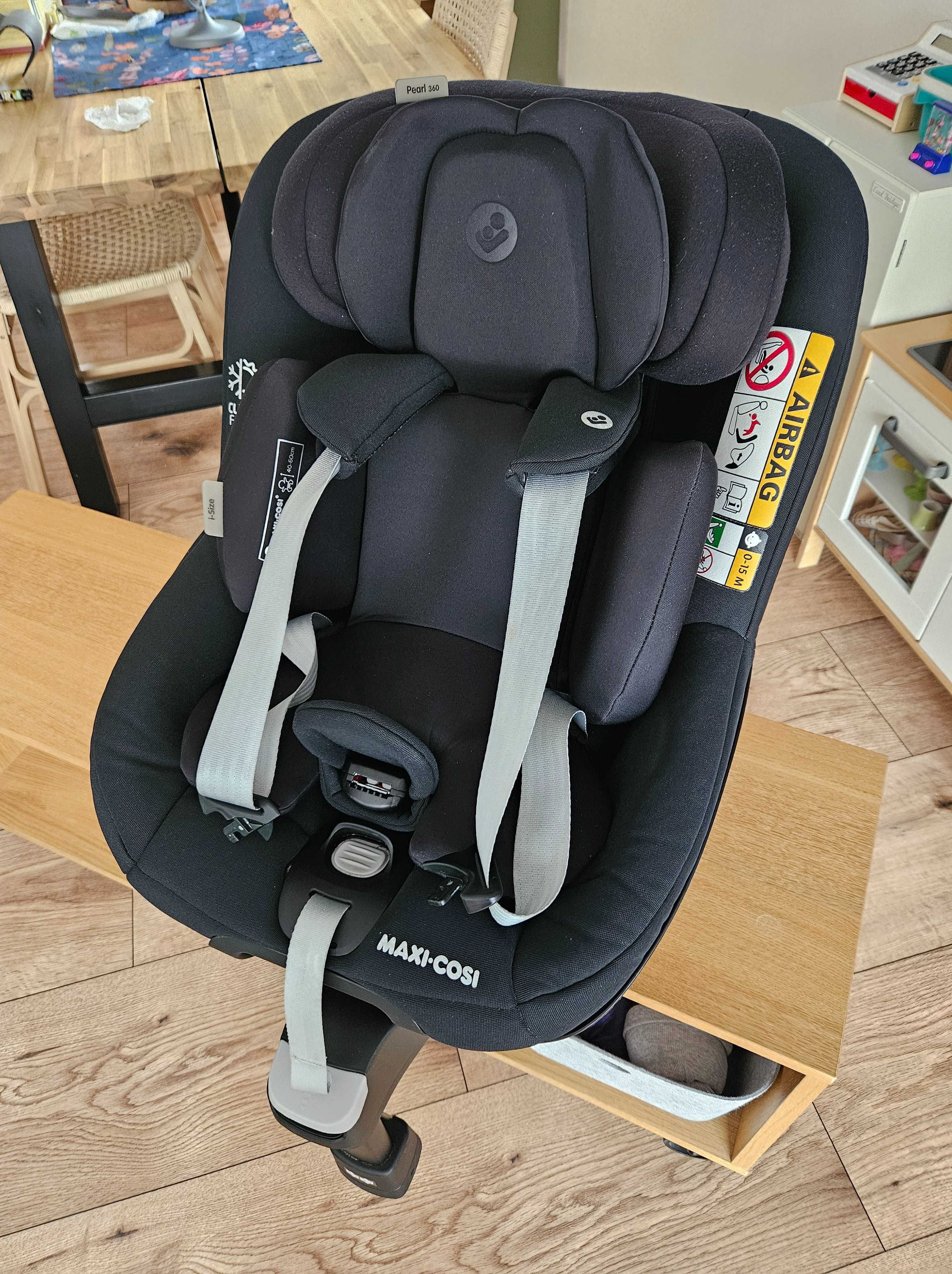 Fotelik samochodowy obrotowy Maxi Cosi Pearl 360 i-Size z bazą