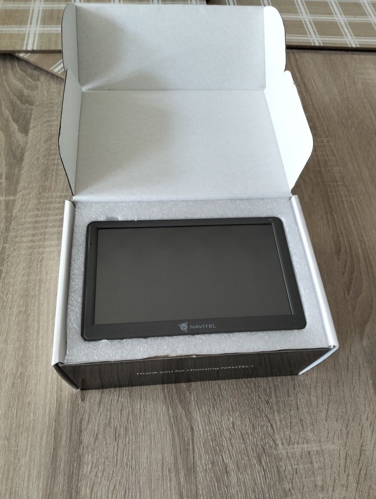 Nawigacja navitel MS700