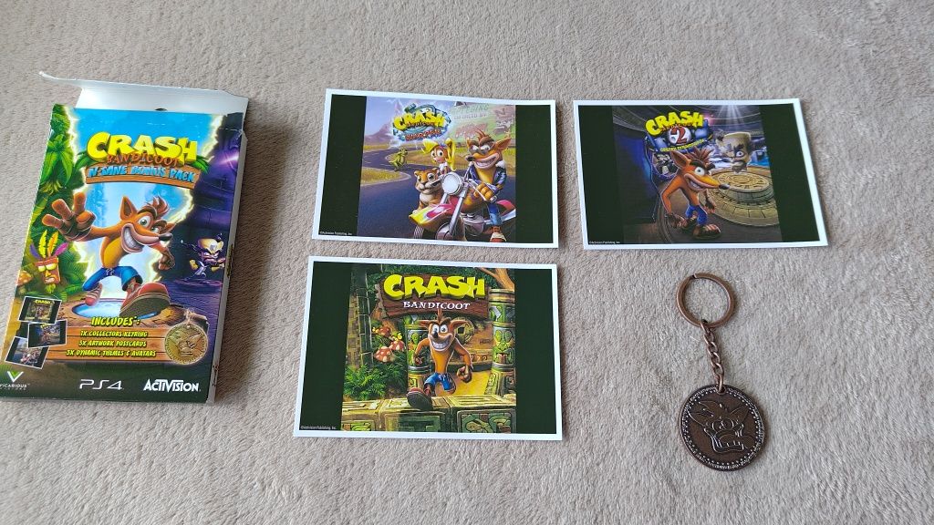 Crash Bandicoot - conjunto de artigos de merchandising oficial