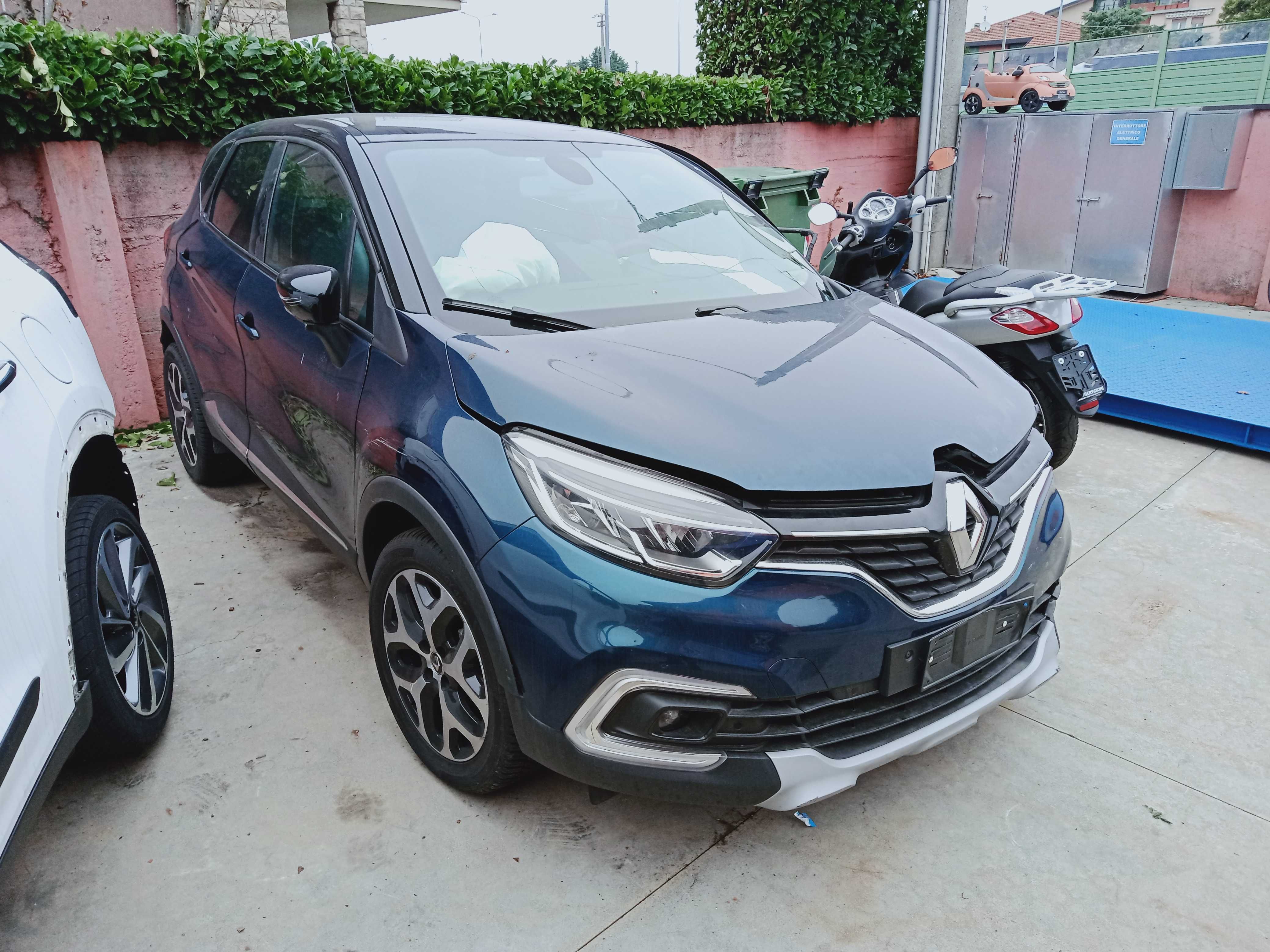 Fotel siedzenia kanapa renault captur 2018