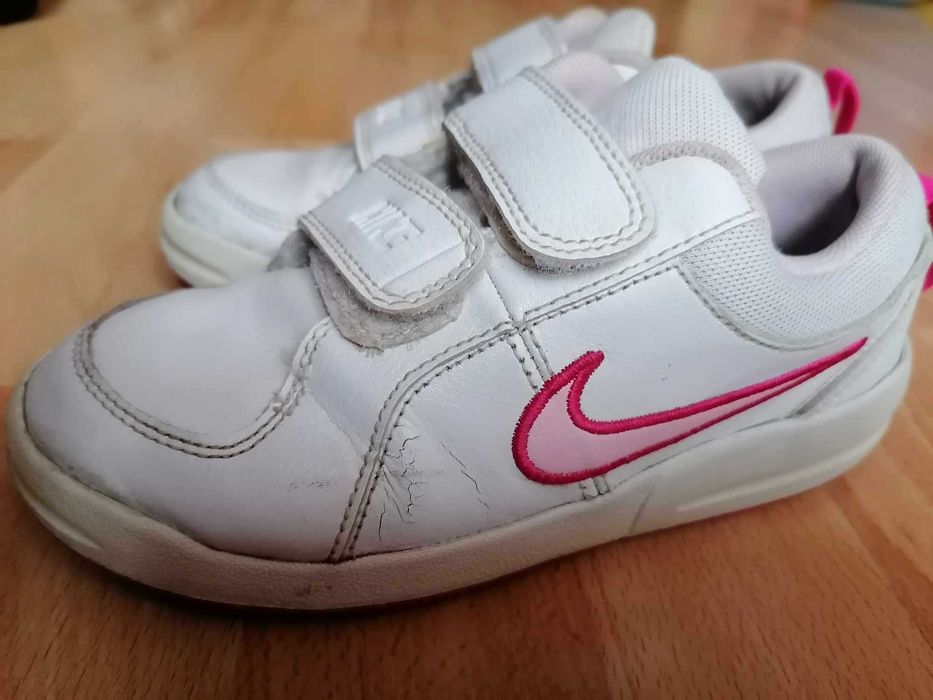 Adidasy dla dziewczynki NIKE rozm. 28,5
