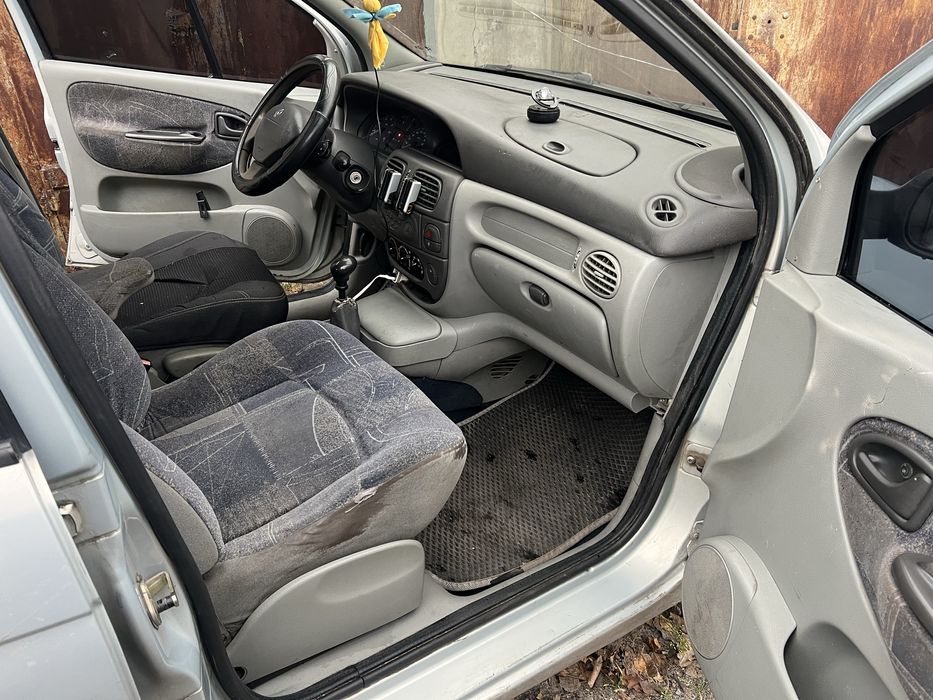 Рено сценік 1. 2001р. 1,6 бензин