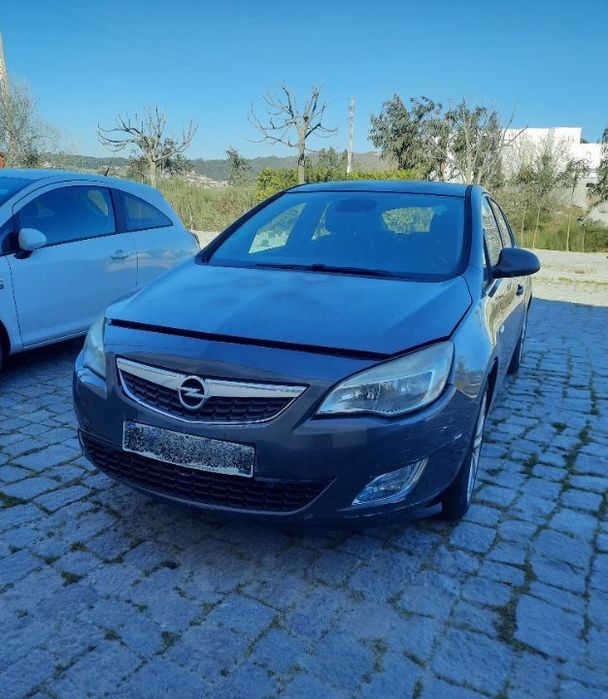 Opel Astra J 2.0 Cdti 2010 para Peças
