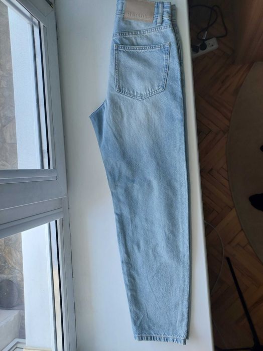 Джинси Bershka Loose fit Jeans in Light Blue