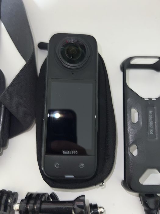 Insta 360 x4 + acessórios mota - com garantia