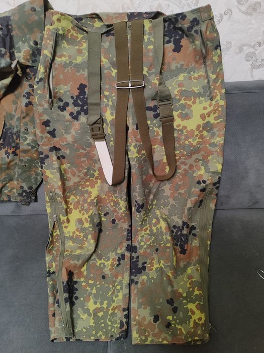 Форма камуфляжна