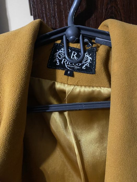 Пальто весняне жіноче, для дівчини- підлітка