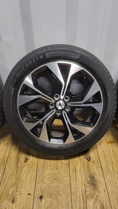 Felgi Mustang Mach-E 19" 5x108 z oponami 225/55 R19 stan idealny