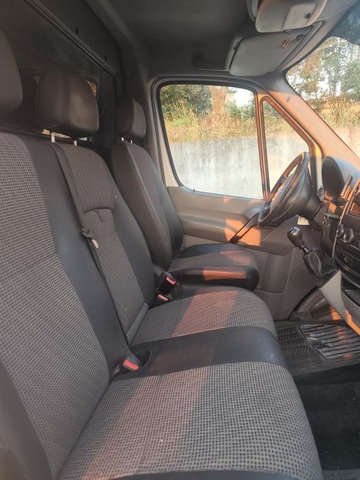 Volkswagen Crafter 35 2.0 TDI 136 CV teto médio