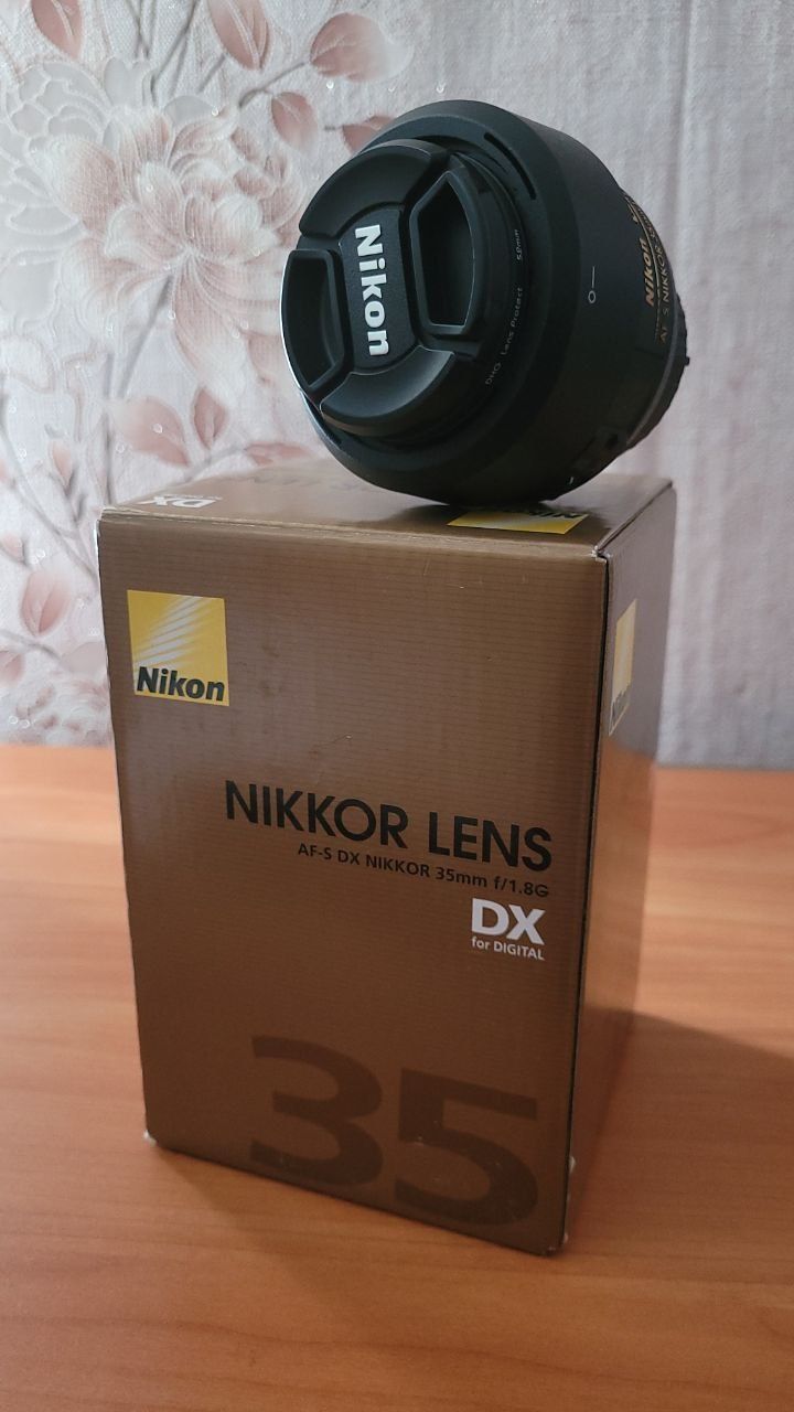 Продаю Nikon D7000