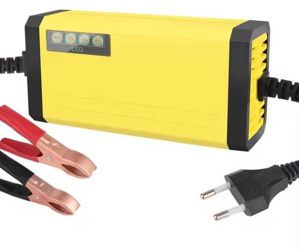 Prostownik - ładowarka do akumulatora 12V - uniwersalny - NOWY - 4szt