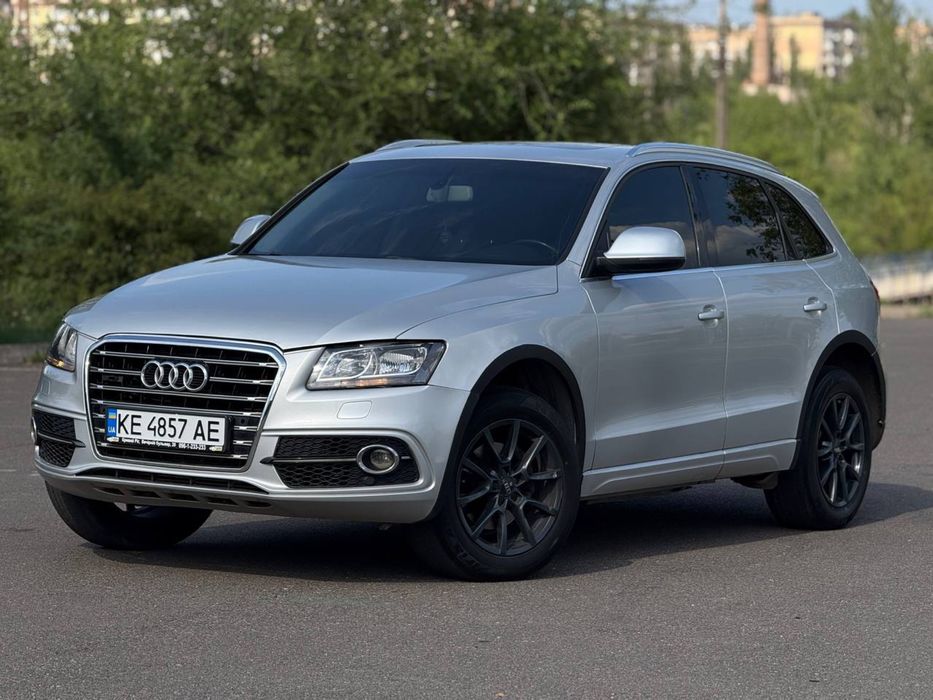 Продам Audi Q5 2012 року