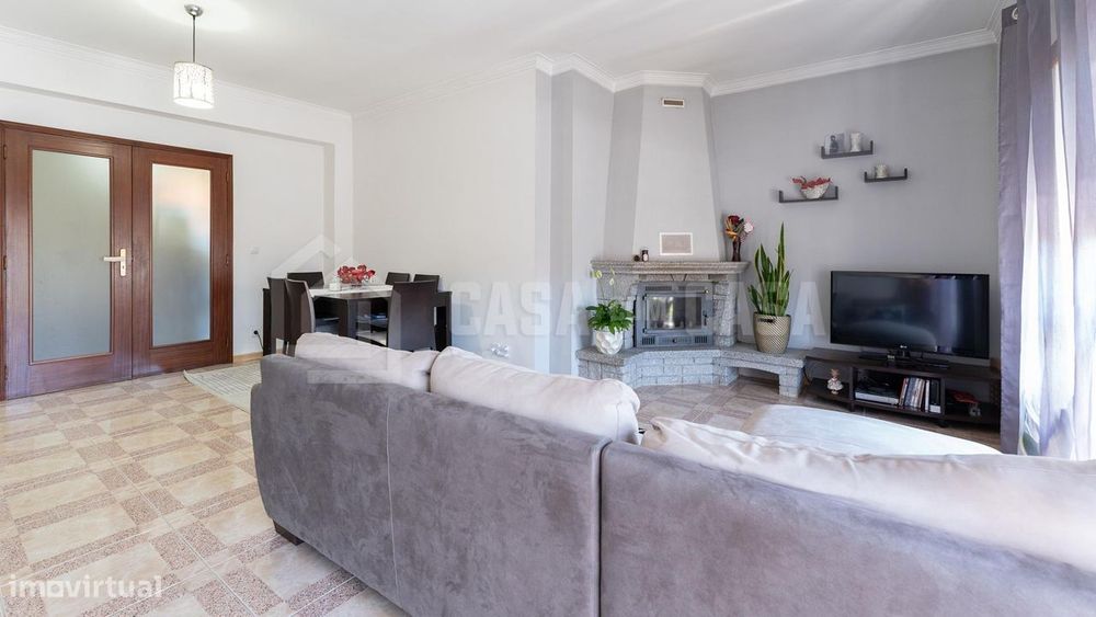 Apartamento T3 em Bairro São João da Carreira
