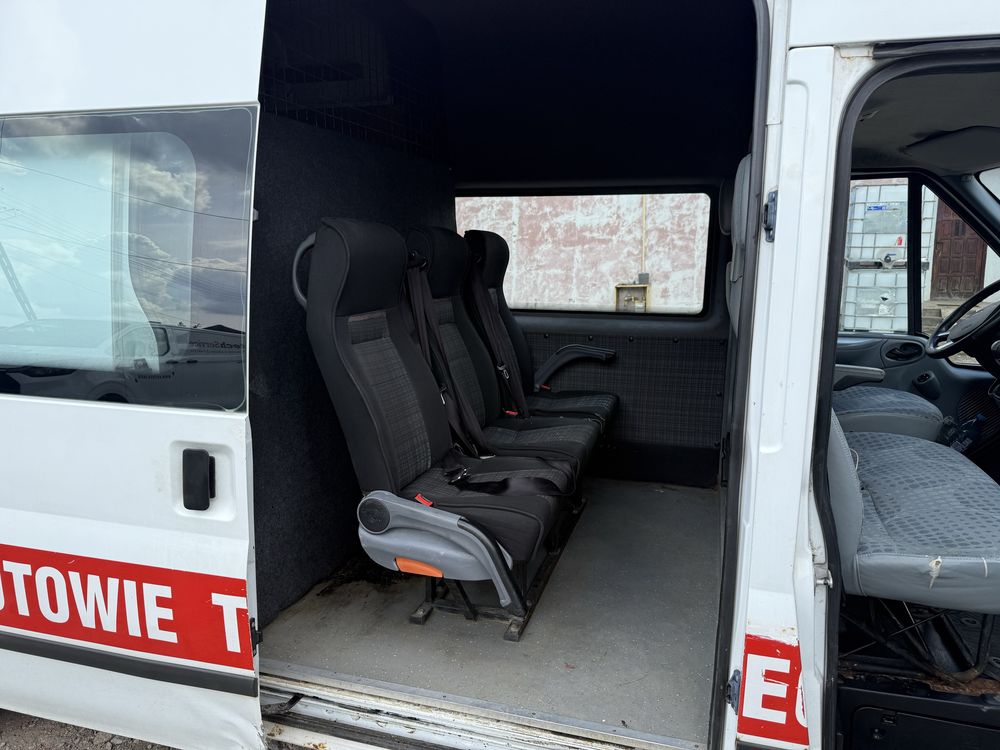 Ford Transit brygadowka 6 osob