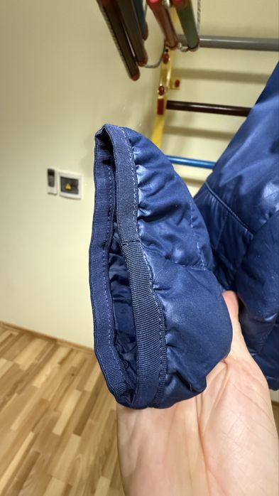 Продам куртку Nike
